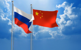 俄罗斯和中国之间开通了一条新的铁路集装箱航线