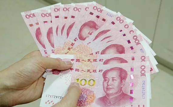 中国敦促国有商业银行加大贷款支持以稳定经济