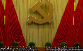 中共中央政治局召开民主生活会 习近平主持会议并发表重要讲话