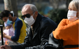 日媒：第七波疫情中东京66%的养老院老人无法入院治疗