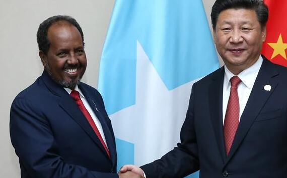 习近平同索马里总统穆罕默德就中索建交60周年互致贺电